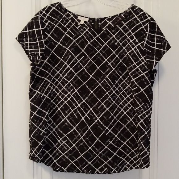 Talbots short sleeve blouse - Picture 2 of 6